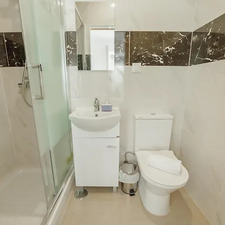 Downtown By Hosty Penzion 3*